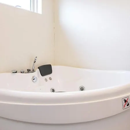 Сasa de vacaciones 6 Person In V Ggerl Se *