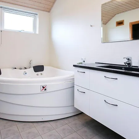 Сasa de vacaciones 6 Person In V Ggerl Se *