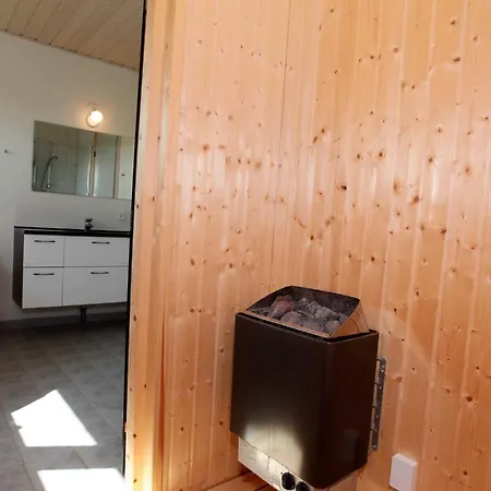 6 Person In Vaeggerlose *