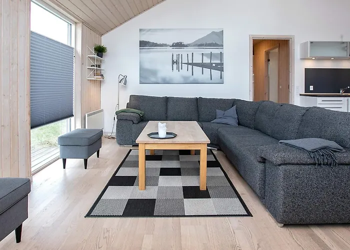 6 Person In Vaeggerlose Feriehus
